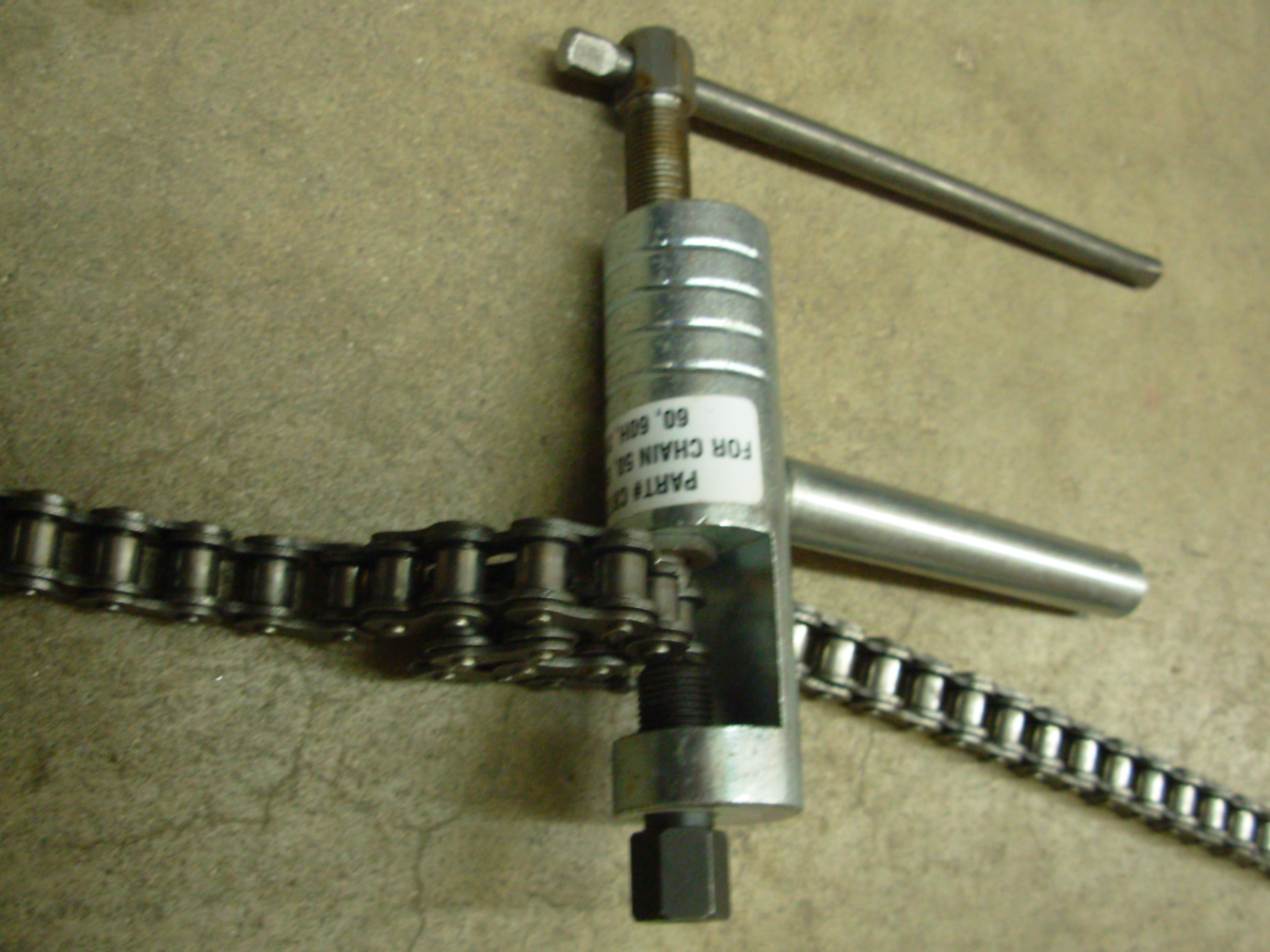 Rotating Hogs Chain Rall Roller Chain & Sprockets | Red Boar Chain — Red Boar Chain & Fastener ...